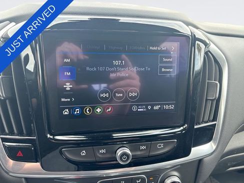 Used 2022 Chevrolet Traverse LT w/ LPO, Floor Liner Package AWD/4WD image 16
