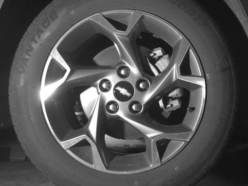 Used 2025 Chevrolet Trax LT FWD image 13