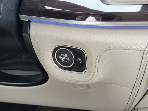 Certified 2024 Mercedes-Benz GLS 450 4MATIC image 20