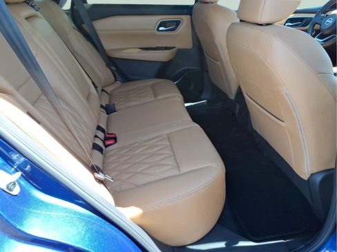 Used 2023 Nissan Rogue Platinum AWD/4WD image 29