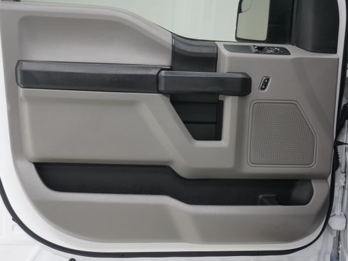 Used 2018 Ford F150 XL w/ Equipment Group 101A Mid RWD image 14