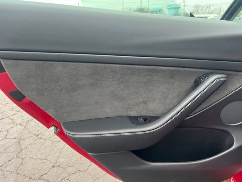 Used 2022 Tesla Model 3 Long Range image 12