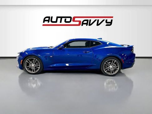 Used 2019 Chevrolet Camaro SS RWD image 4