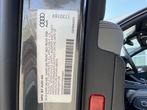 Used 2023 Audi S4 Premium Plus w/ Premium Plus Package image 37