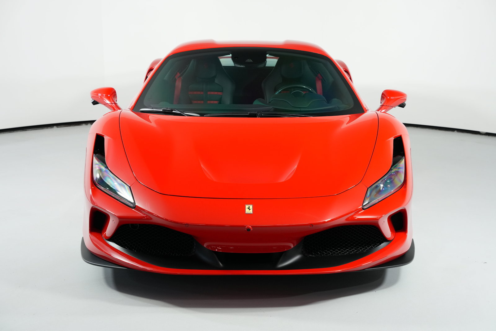 Certified 2022 Ferrari F8 Spider RWD image 3