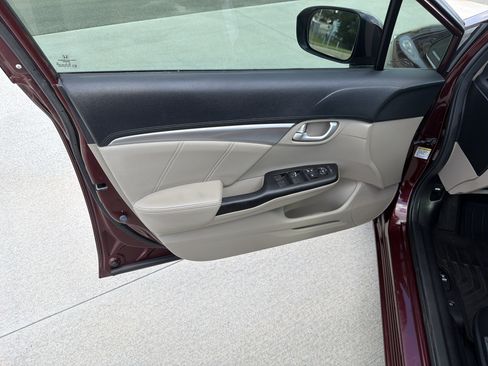 Used 2015 Honda Civic EX-L image 11
