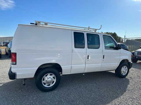 Used 2014 Ford E-250 and Econoline 250 w/ Power Group image 6