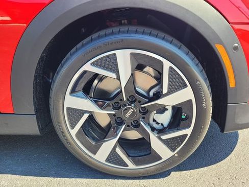 New 2026 MINI Cooper 4-Door Hardtop image 9