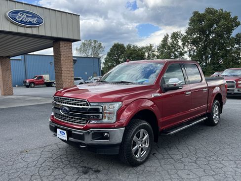 Used 2018 Ford F150 Lariat w/ Equipment Group 502A Luxury AWD/4WD image 3