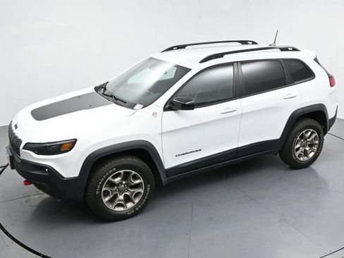 Used 2022 Jeep Cherokee Trailhawk w/ Premium Leather Package AWD/4WD image 42