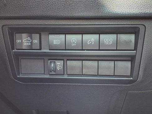 Used 2023 Toyota Tundra SR5 AWD/4WD image 20