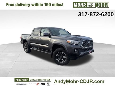 Used 2019 Toyota Tacoma TRD Sport image 1