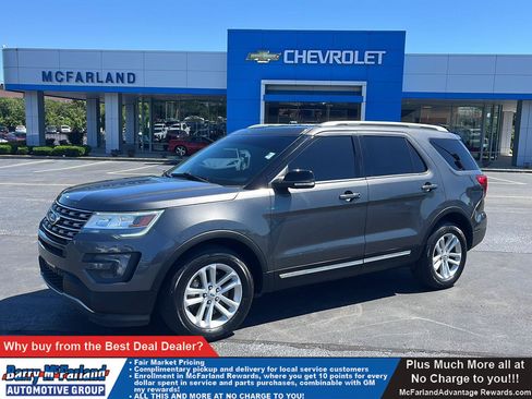 Used 2016 Ford Explorer XLT FWD image 1