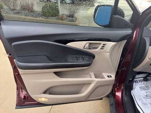 Used 2017 Honda Ridgeline RTL-E image 12