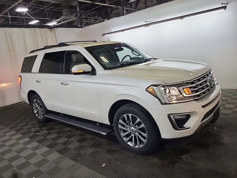 Used 2018 Ford Expedition Limited w/ Equipment Group 301A image 5