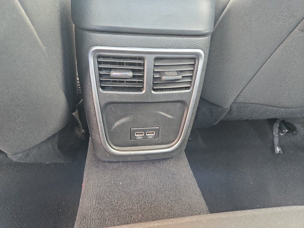 Used 2023 Dodge Charger SXT RWD image 15