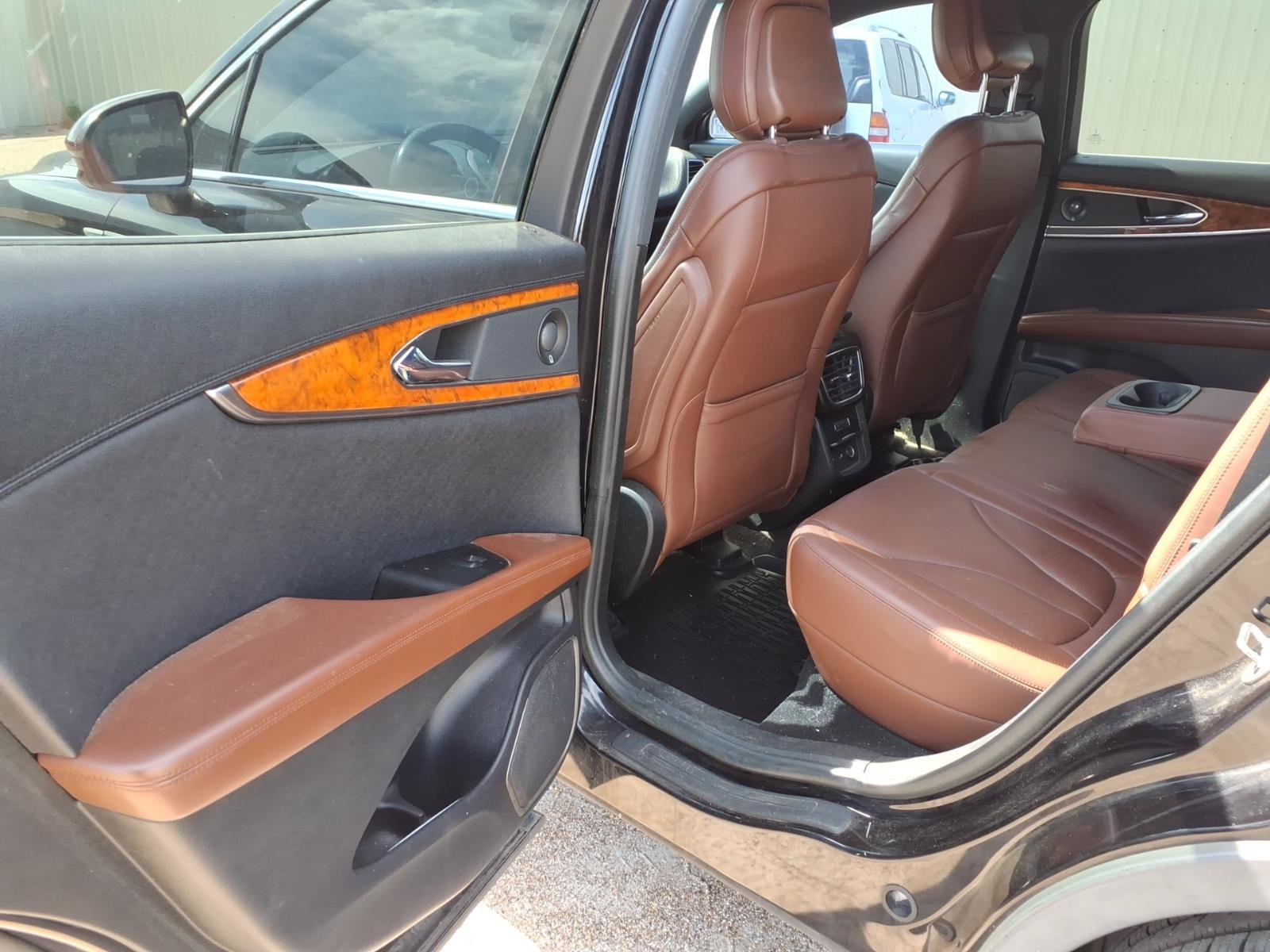 Used 2020 Lincoln Nautilus Reserve FWD image 14