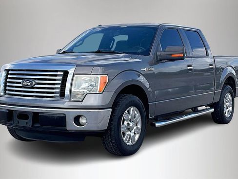 Used 2012 Ford F150 XLT w/ XLT Chrome Pkg image 2
