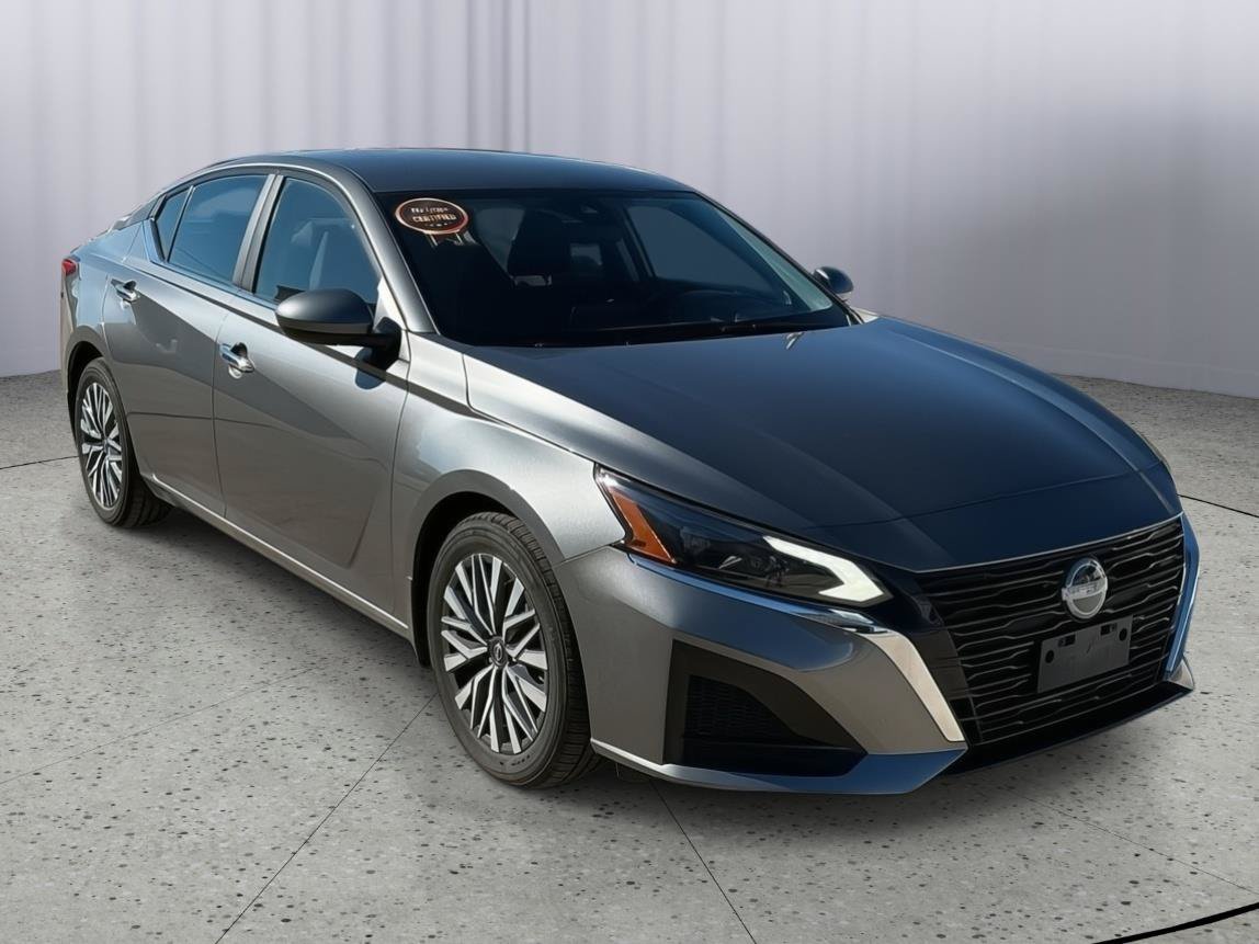 Used 2023 Nissan Altima 2.5 SV FWD image 7