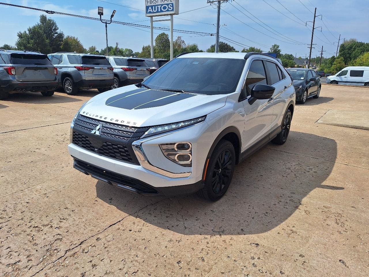 Used 2025 Mitsubishi Eclipse Cross AWD image 3
