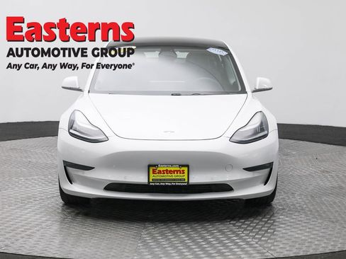 Used 2019 Tesla Model 3 Long Range image 2