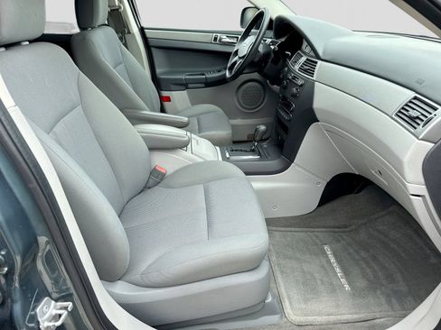 Used 2007 Chrysler Pacifica 2WD w/ Cargo Convenience Group image 21