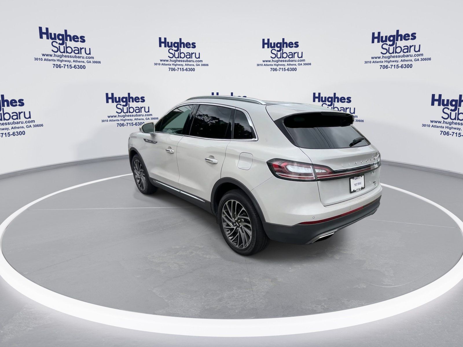 Used 2020 Lincoln Nautilus Reserve AWD/4WD image 8