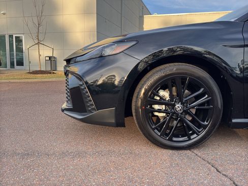 New 2026 Toyota Camry SE image 10