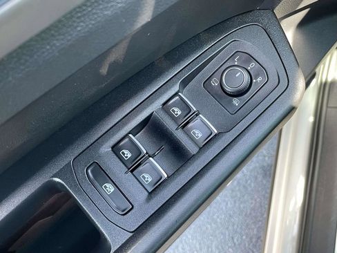 Used 2018 Volkswagen Atlas SEL Premium AWD/4WD image 29