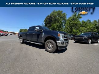 Used 2022 Ford F250 XLT w/ XLT Premium Package AWD/4WD video 1