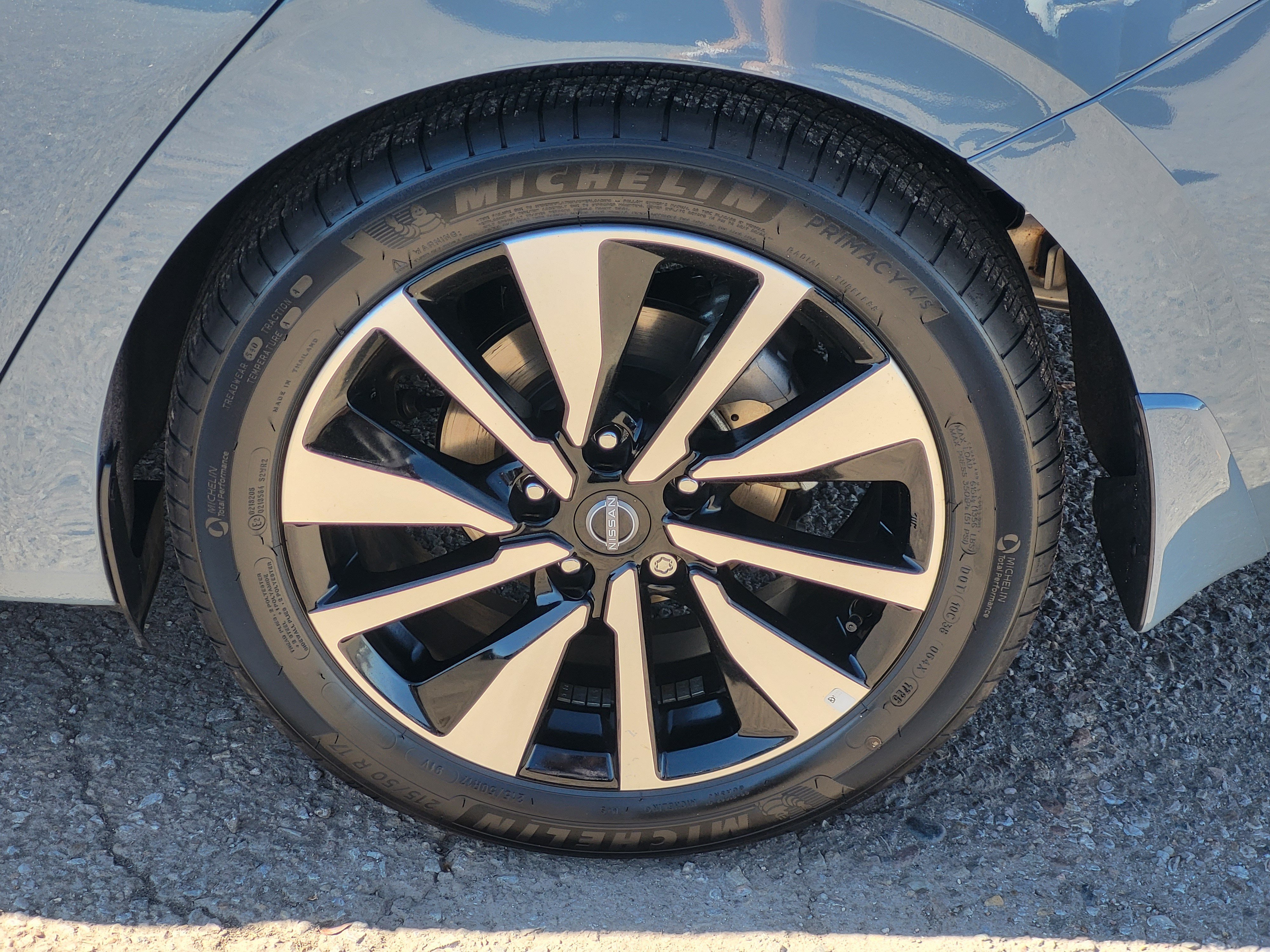 Certified 2025 Nissan Sentra SV w/ SV Premium Package FWD image 11