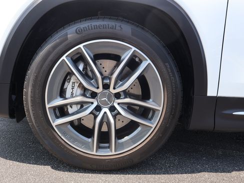 Used 2026 Mercedes-Benz GLB 35 AMG 4MATIC image 9