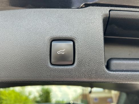 Certified 2024 Ford Escape ST-Line w/ Tech Pack #1 AWD/4WD image 15