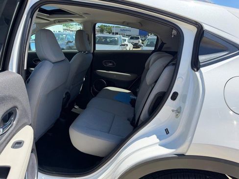 Used 2020 Honda HR-V EX image 8
