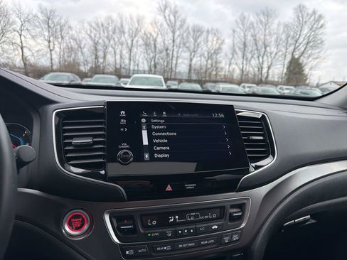 Used 2022 Honda Pilot Special Edition image 15