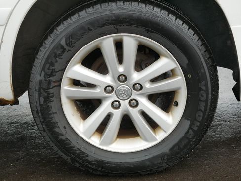 Used 2007 Toyota Highlander Limited w/ Extra Vale Pkg #3 AWD/4WD image 9
