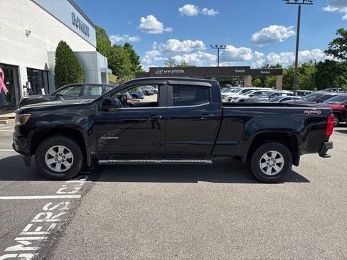 Used 2019 Chevrolet Colorado W/T w/ WT Convenience Package AWD/4WD image 2