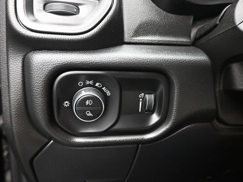 Used 2025 RAM 3500 Tradesman AWD/4WD image 27