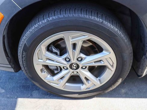 Used 2023 Hyundai Kona SEL AWD/4WD image 6