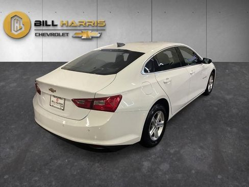 Used 2024 Chevrolet Malibu LS FWD image 2