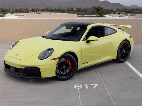 Used 2026 Porsche 911 Carrera GTS RWD image 14