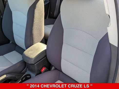 Used 2014 Chevrolet Cruze LS FWD image 14
