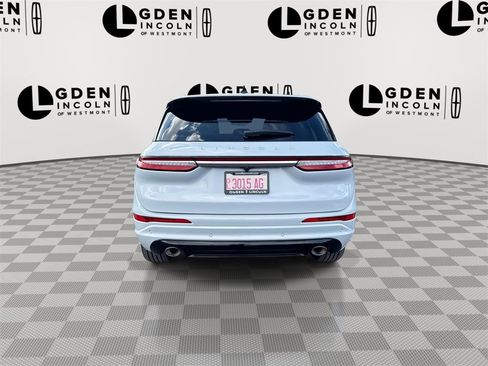 Certified 2025 Lincoln Corsair Reserve w/ Equipment Group 202A image 7