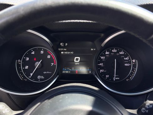 Used 2022 Alfa Romeo Stelvio Ti image 15