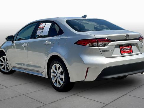 Used 2026 Toyota Corolla LE FWD image 12