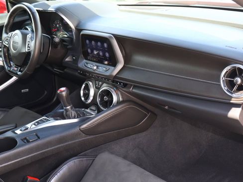Used 2023 Chevrolet Camaro SS RWD image 16