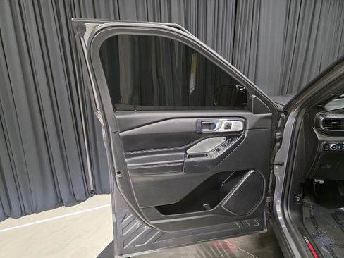 Used 2021 Ford Explorer ST w/ Equipment Group 401A image 15