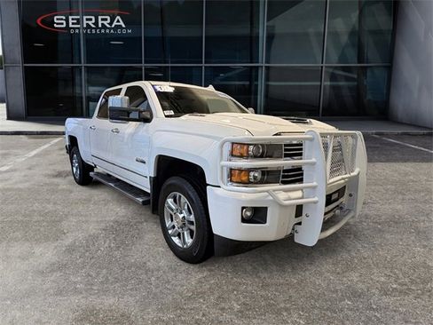 Used 2017 Chevrolet Silverado 2500 High Country w/ Duramax Plus Package image 5