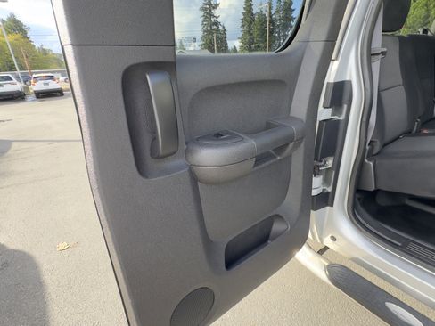 Used 2011 Chevrolet Silverado 3500 LT image 12