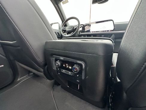 New 2026 Chevrolet Suburban RST w/ RST Capability Package image 20